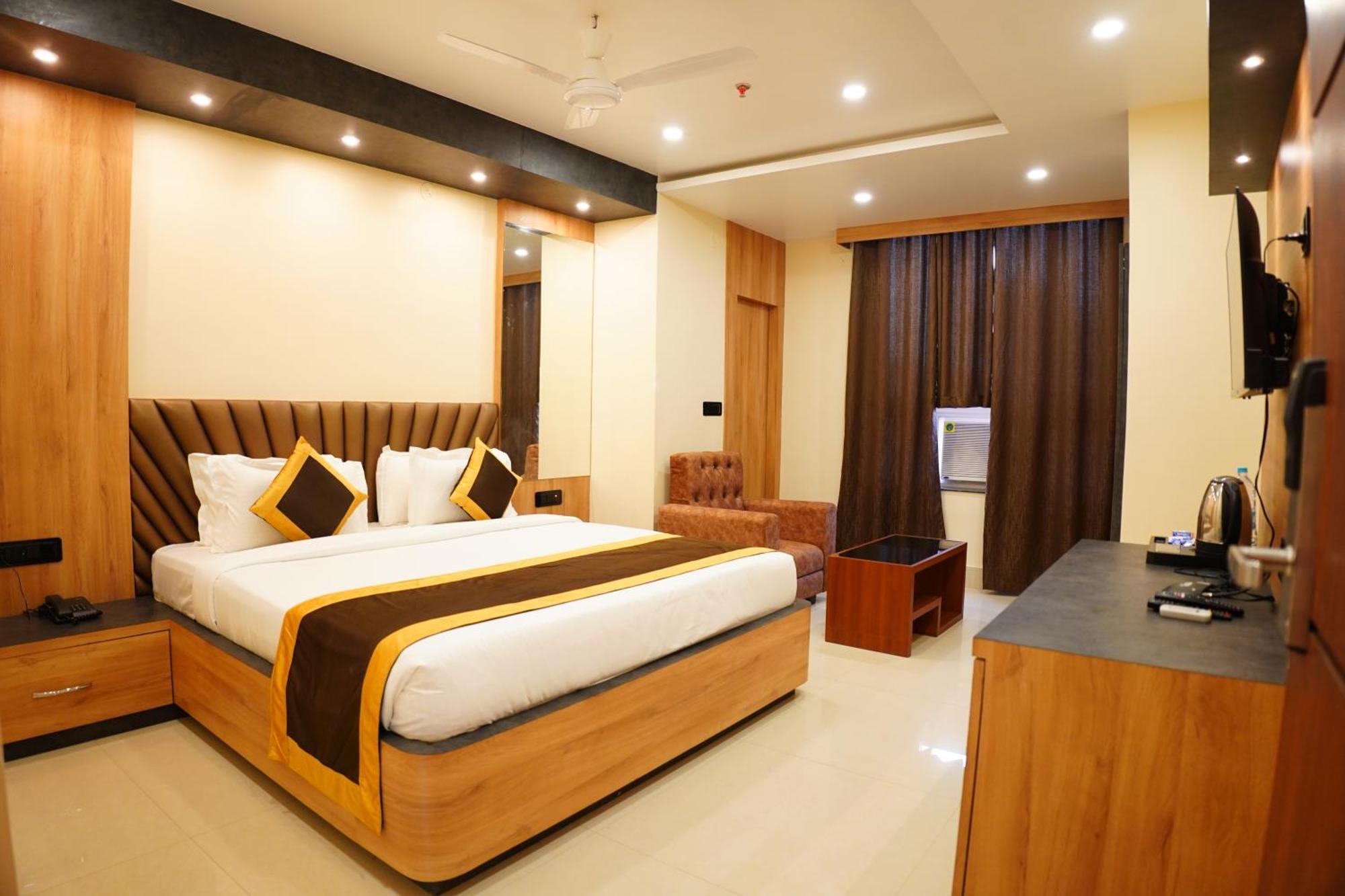 Hotel The Marutinandan Grand Deoghar Exterior foto